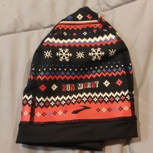 Brooks running beanie
